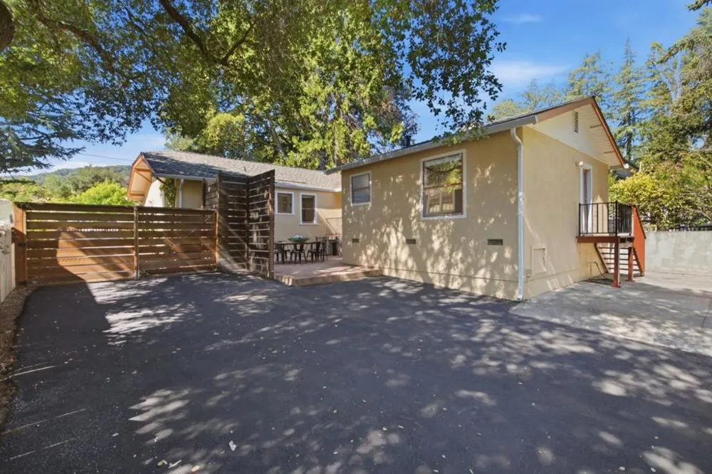 320 Bachman Avenue Los Gatos, CA 95030
