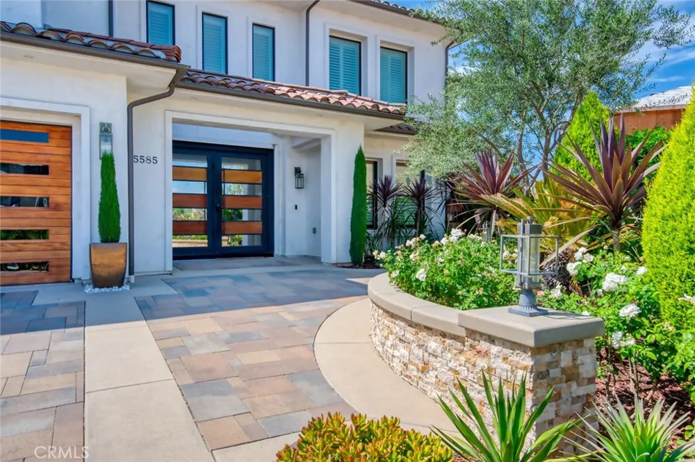 5585 Blue Ridge Yorba Linda, CA 92887