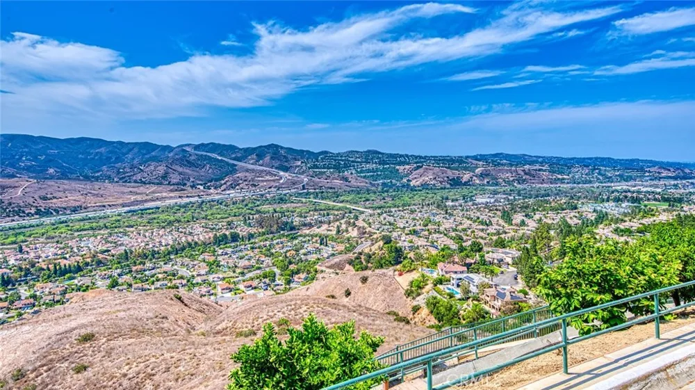 5585 Blue Ridge Yorba Linda, CA 92887