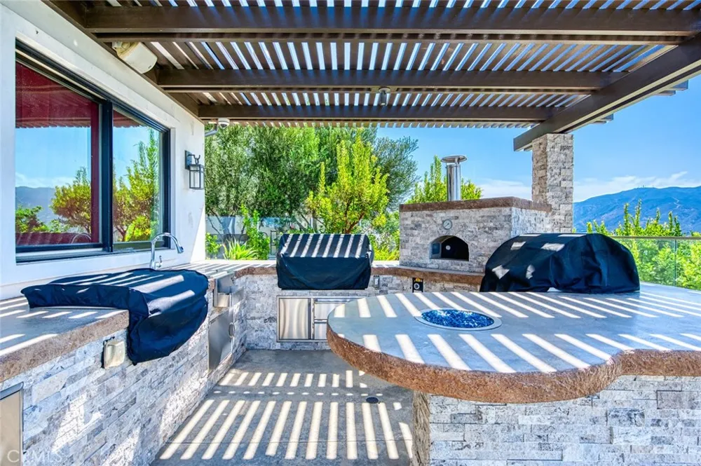 5585 Blue Ridge Yorba Linda, CA 92887