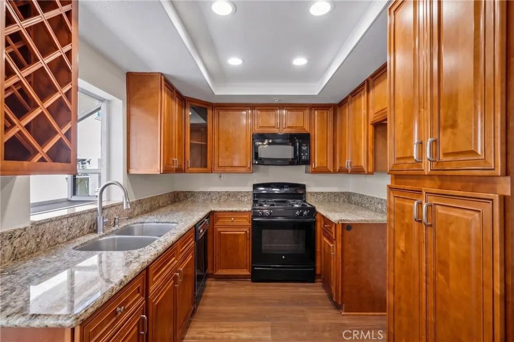 8800 Burnet Avenue #7 North Hills, CA 91343