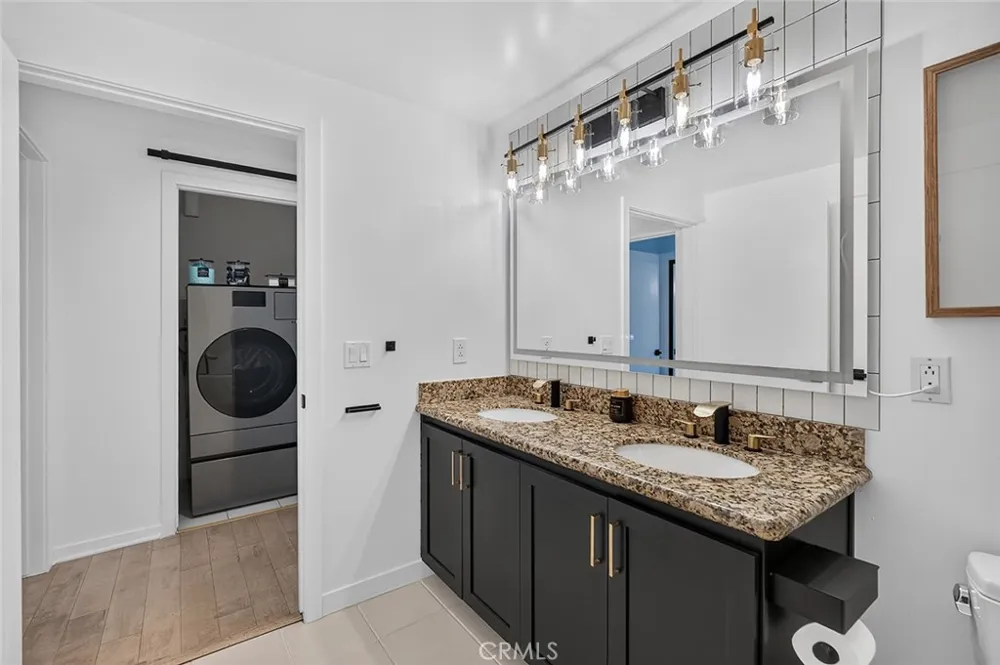411 W Seaside #601 Long Beach, CA 90802