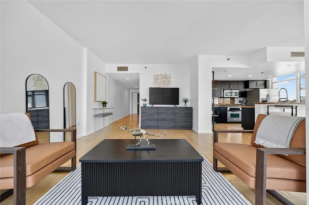 411 W Seaside #601 Long Beach, CA 90802