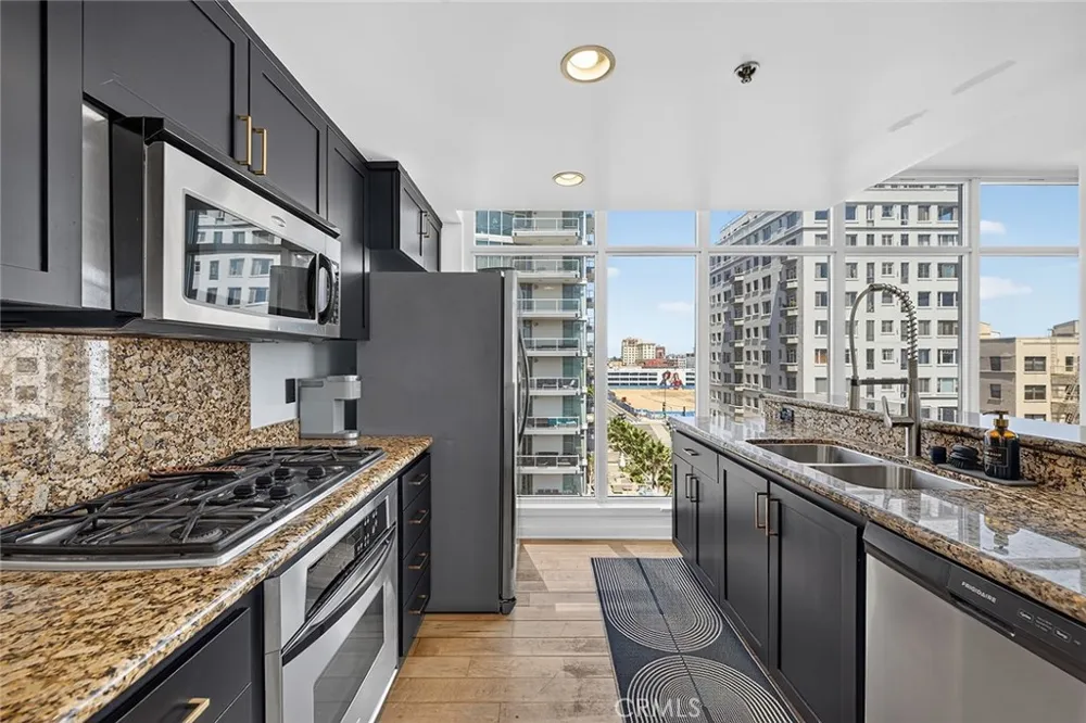 411 W Seaside #601 Long Beach, CA 90802