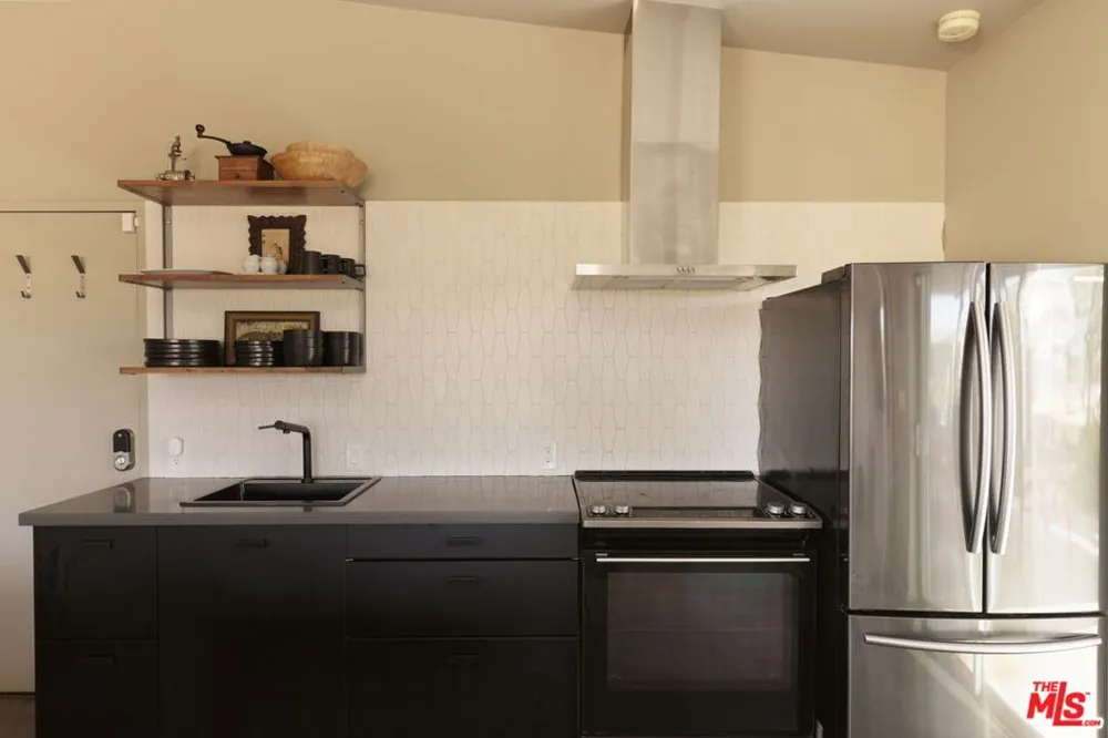 978 Hilton Avenue Yucca Valley, CA 92284