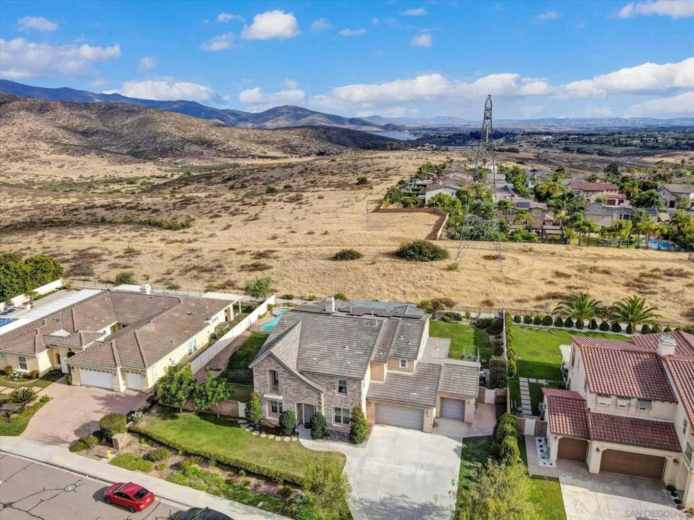 3176 Via Viganello Chula Vista, CA 91914