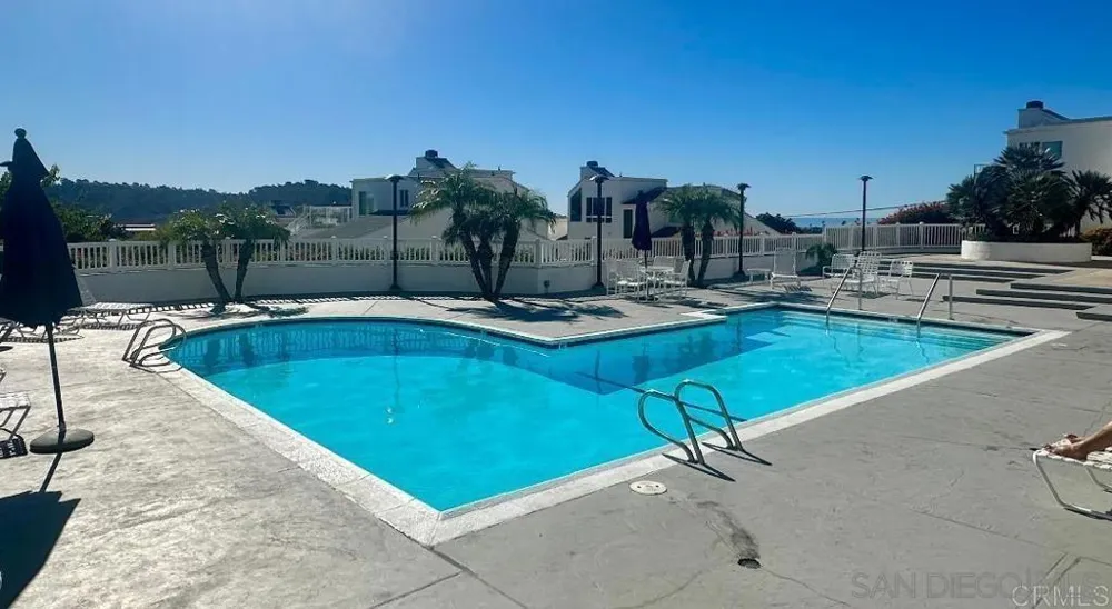 311 Shoemaker Solana Beach, CA 92075
