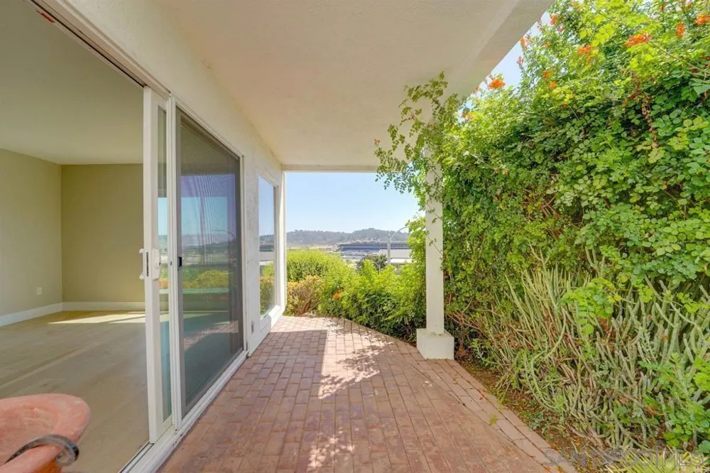 311 Shoemaker Solana Beach, CA 92075