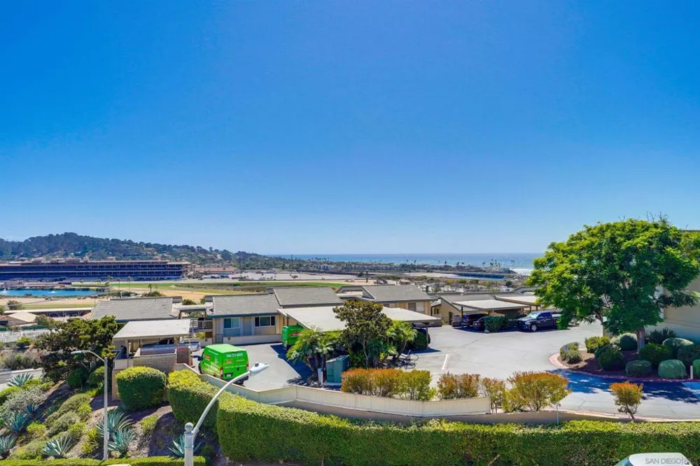 311 Shoemaker Solana Beach, CA 92075