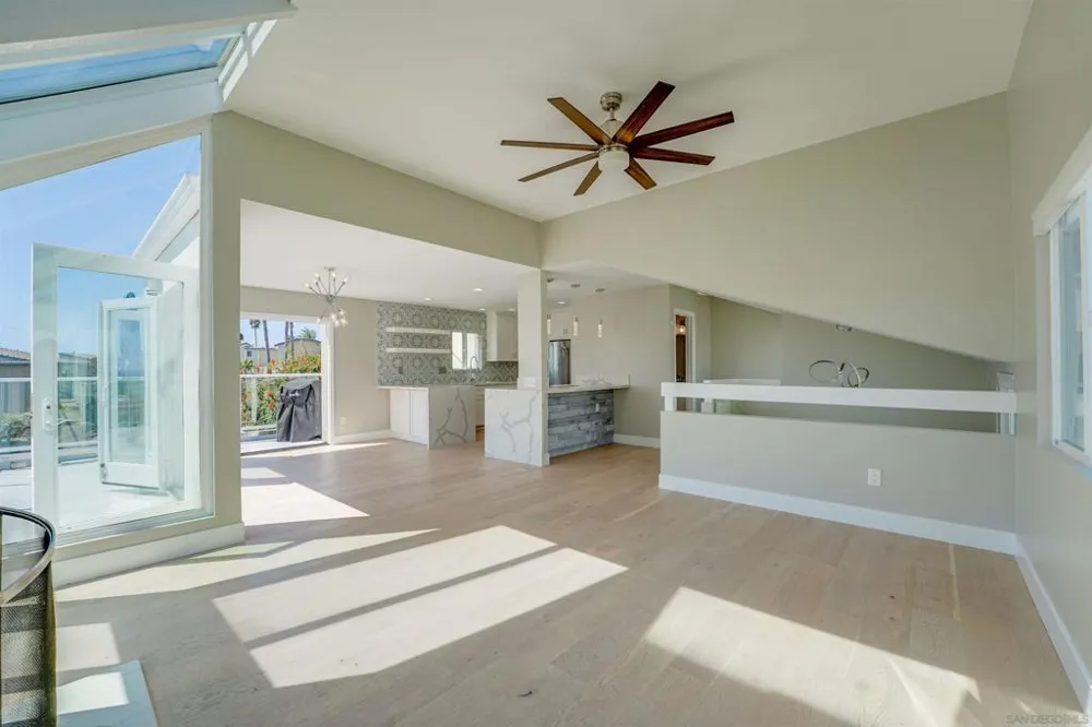 311 Shoemaker Solana Beach, CA 92075