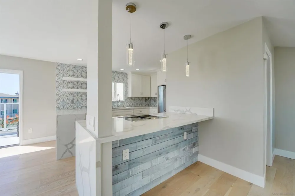 311 Shoemaker Solana Beach, CA 92075