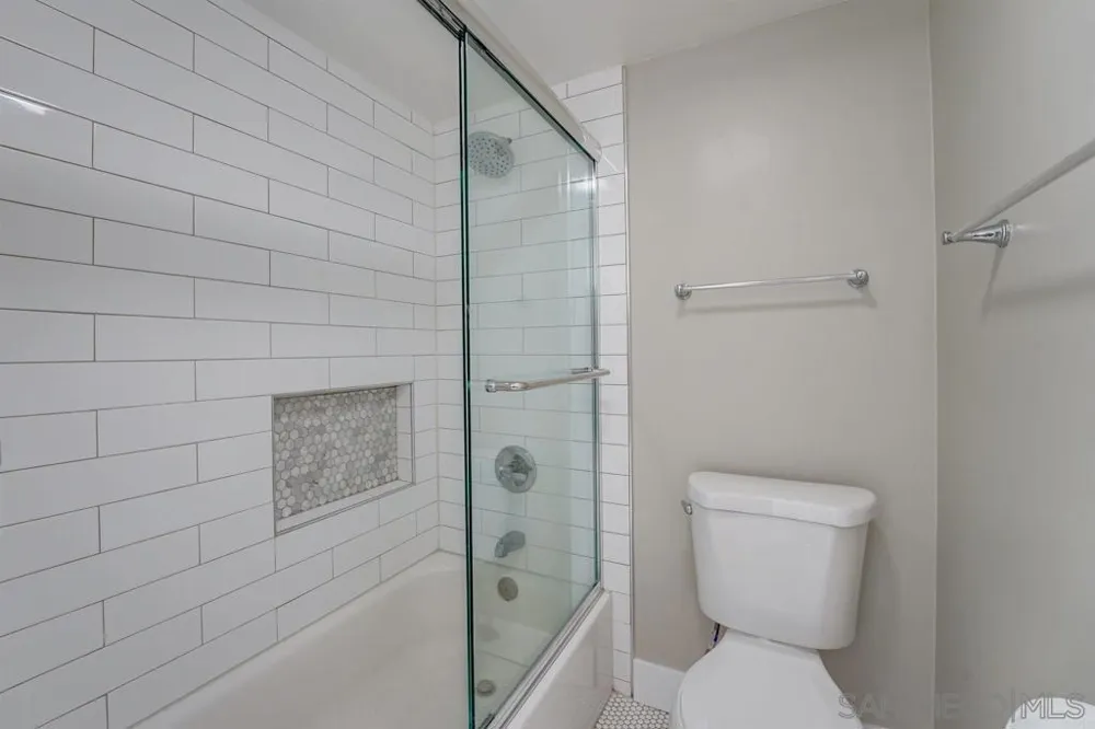 311 Shoemaker Solana Beach, CA 92075