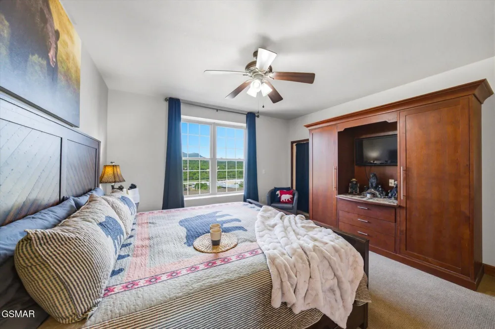 410 Big Bear Way #UNIT 3004 Pigeon Forge, TN 37863