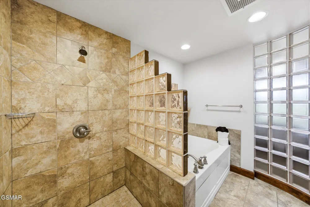 410 Big Bear Way #UNIT 3004 Pigeon Forge, TN 37863