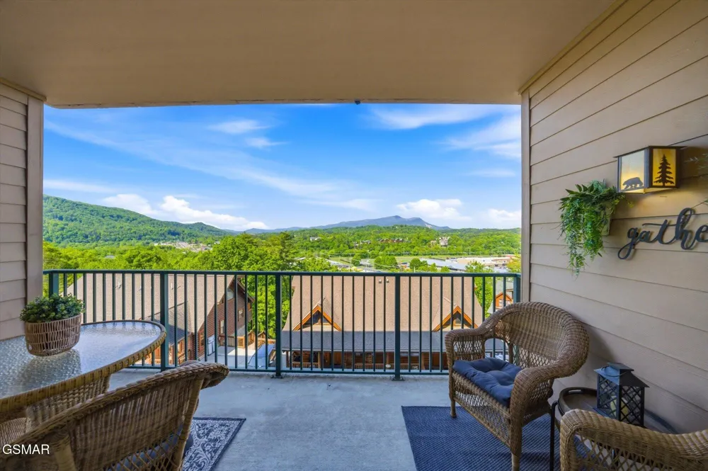 410 Big Bear Way #UNIT 3004 Pigeon Forge, TN 37863