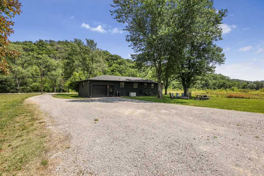 4686 Lickton Pike Whites Creek, TN 37189