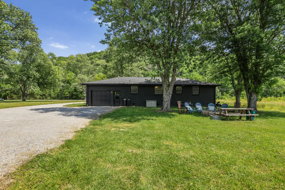 4686 Lickton Pike Whites Creek, TN 37189