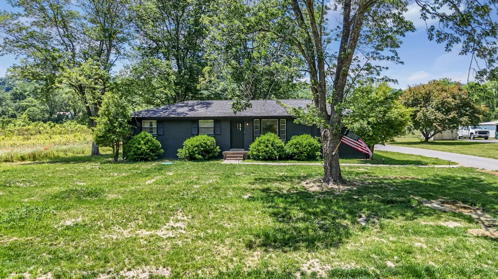 4686 Lickton Pike Whites Creek, TN 37189
