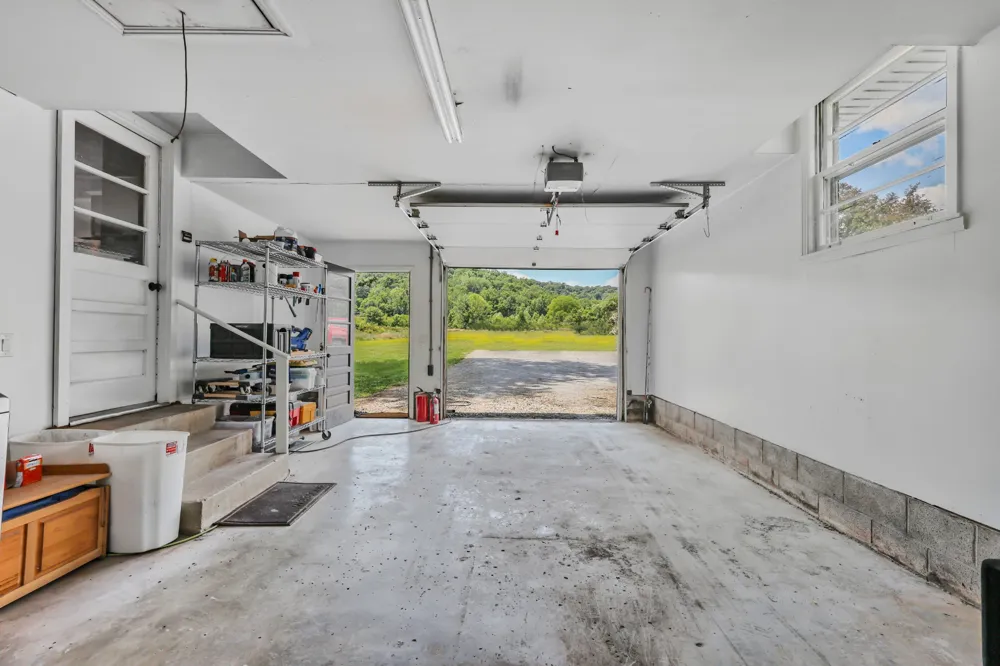 4686 Lickton Pike Whites Creek, TN 37189