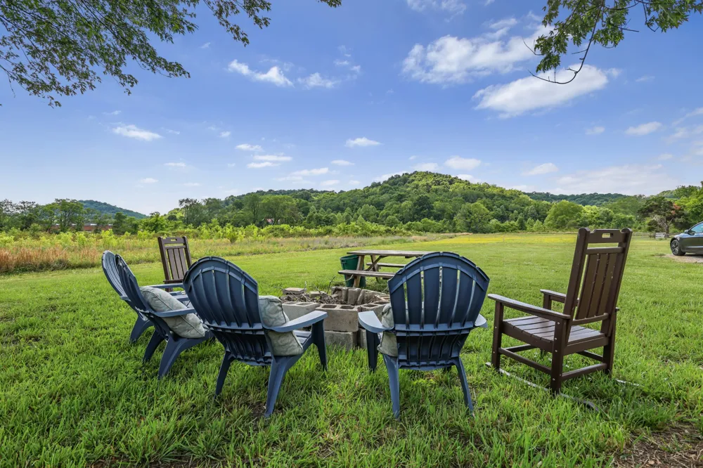4686 Lickton Pike Whites Creek, TN 37189