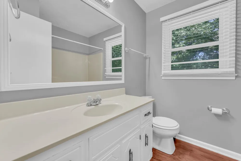 743 Spees Dr Clarksville, TN 37042