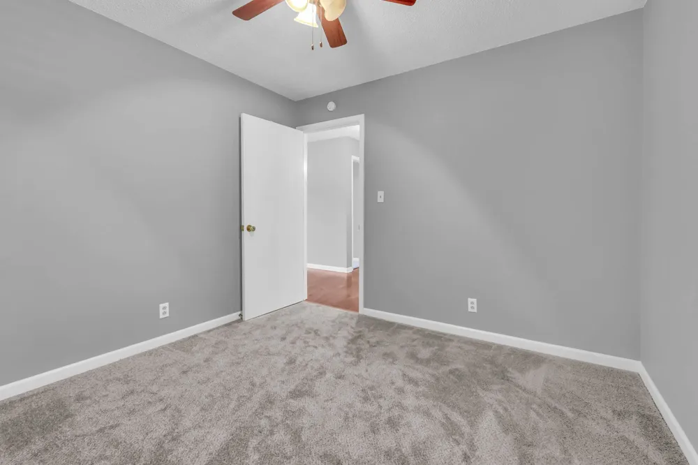 743 Spees Dr Clarksville, TN 37042