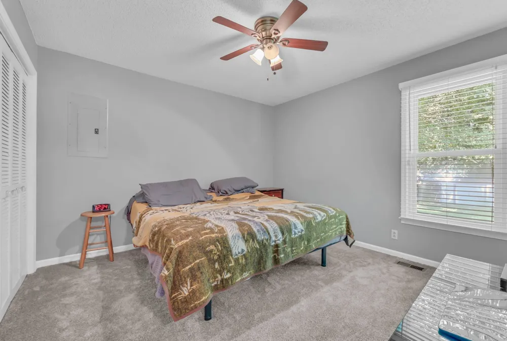 743 Spees Dr Clarksville, TN 37042