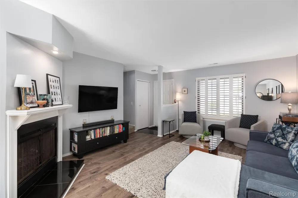 2547 Samoset Road Royal Oak City, MI 48073
