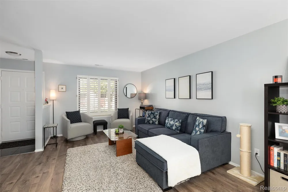 2547 Samoset Road Royal Oak City, MI 48073