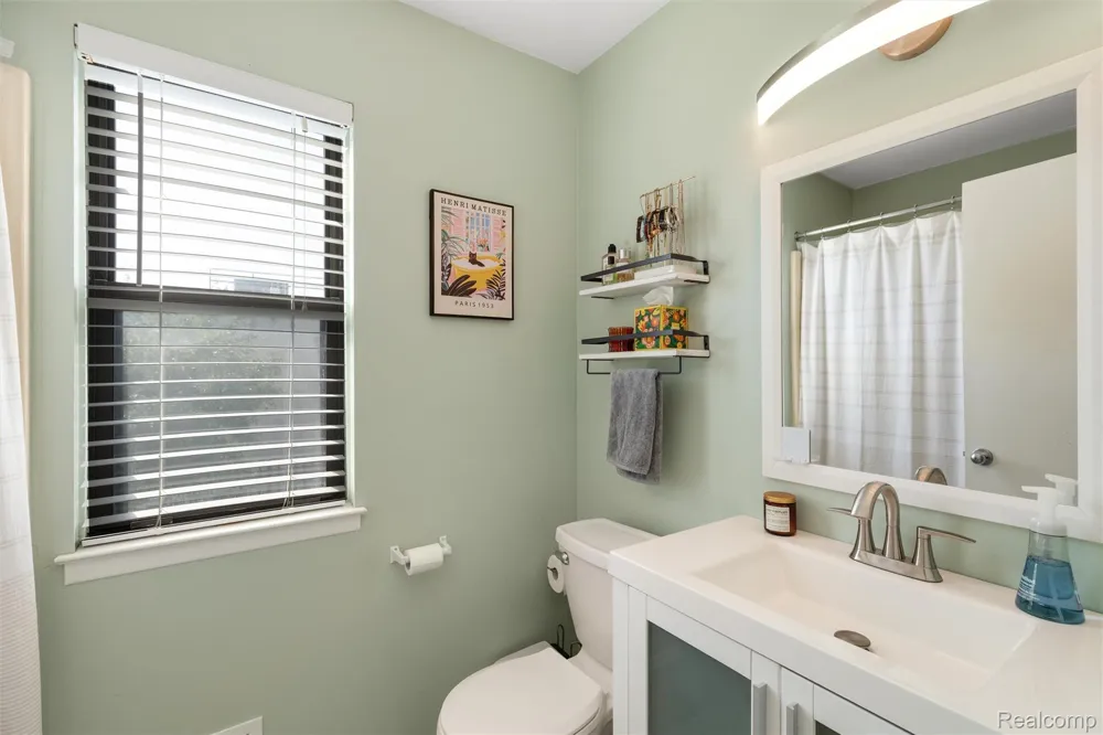 2547 Samoset Road Royal Oak City, MI 48073