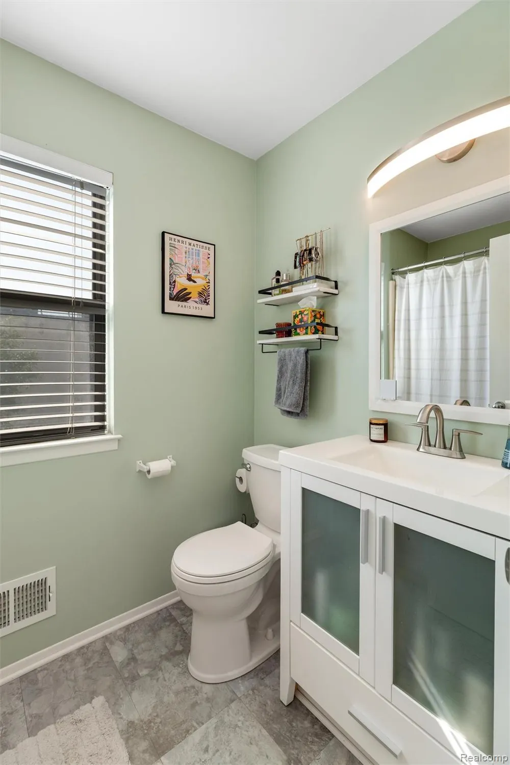 2547 Samoset Road Royal Oak City, MI 48073