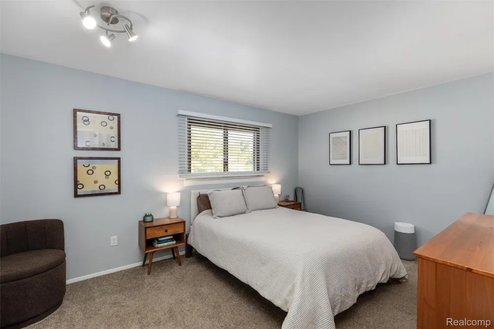 2547 Samoset Road Royal Oak City, MI 48073