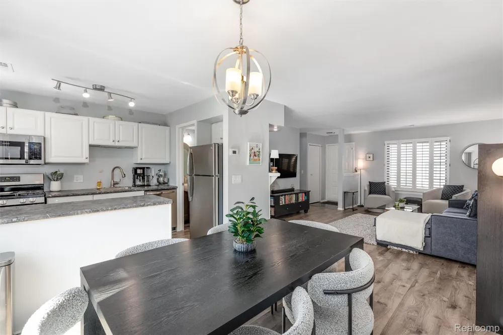 2547 Samoset Road Royal Oak City, MI 48073