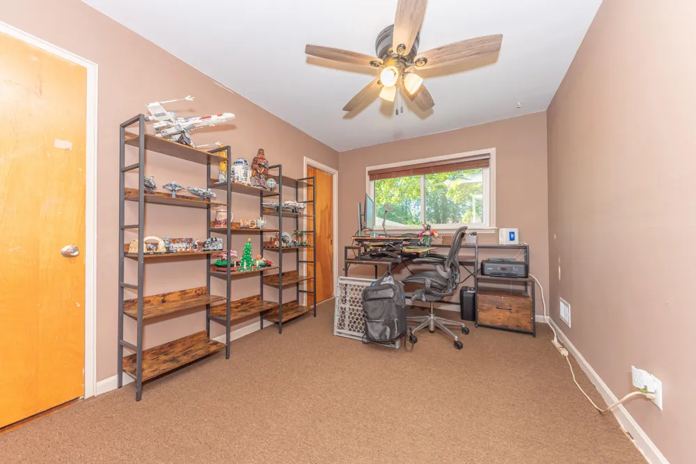 29865 Orangelawn Street Livonia City, MI 48150