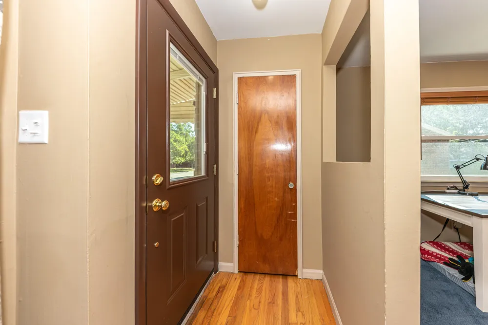 29865 Orangelawn Street Livonia City, MI 48150