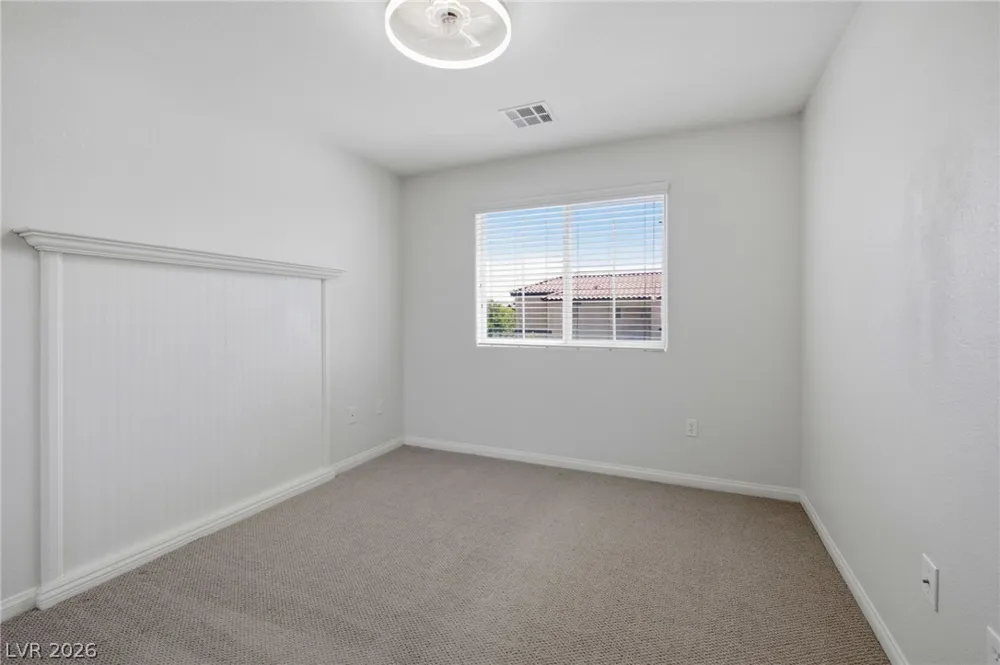 7914 Glowing Sky Avenue Las Vegas, NV 89113