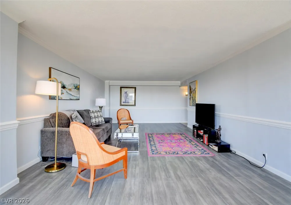 3111 Bel Air Drive #5H Las Vegas, NV 89109