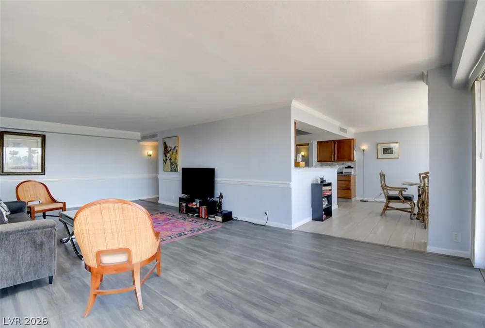 3111 Bel Air Drive #5H Las Vegas, NV 89109