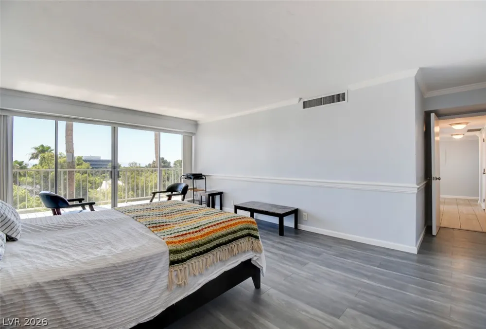 3111 Bel Air Drive #5H Las Vegas, NV 89109