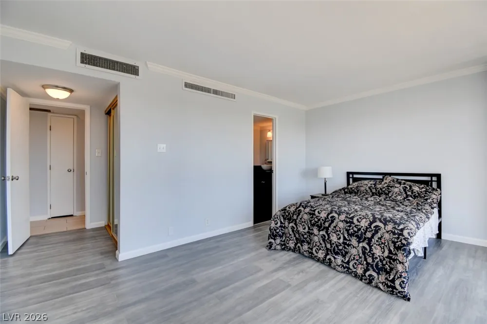 3111 Bel Air Drive #5H Las Vegas, NV 89109
