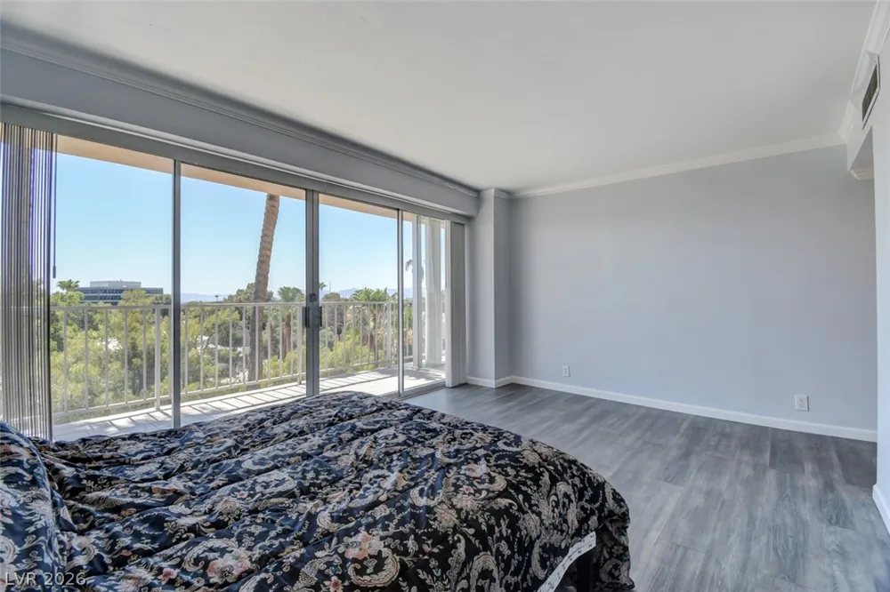 3111 Bel Air Drive #5H Las Vegas, NV 89109