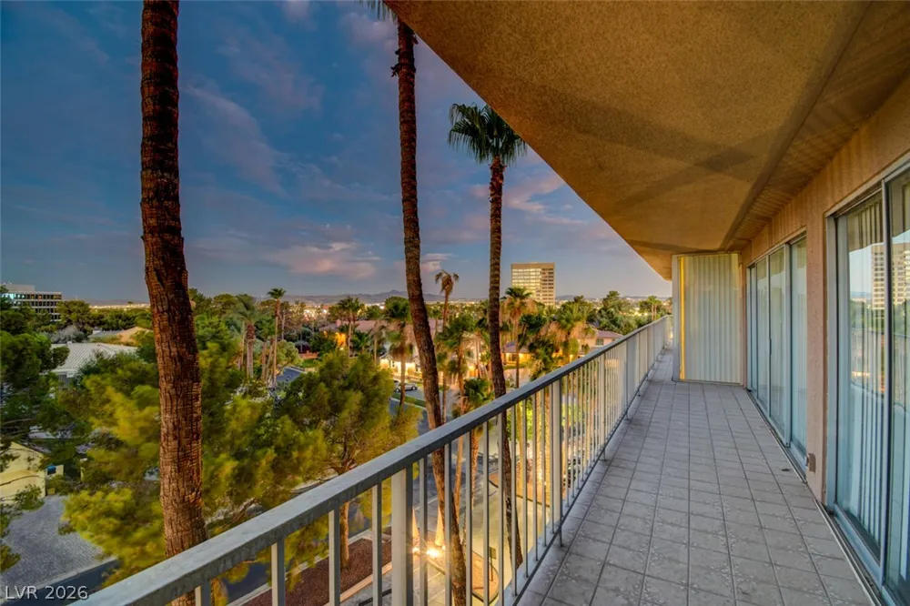 3111 Bel Air Drive #5H Las Vegas, NV 89109