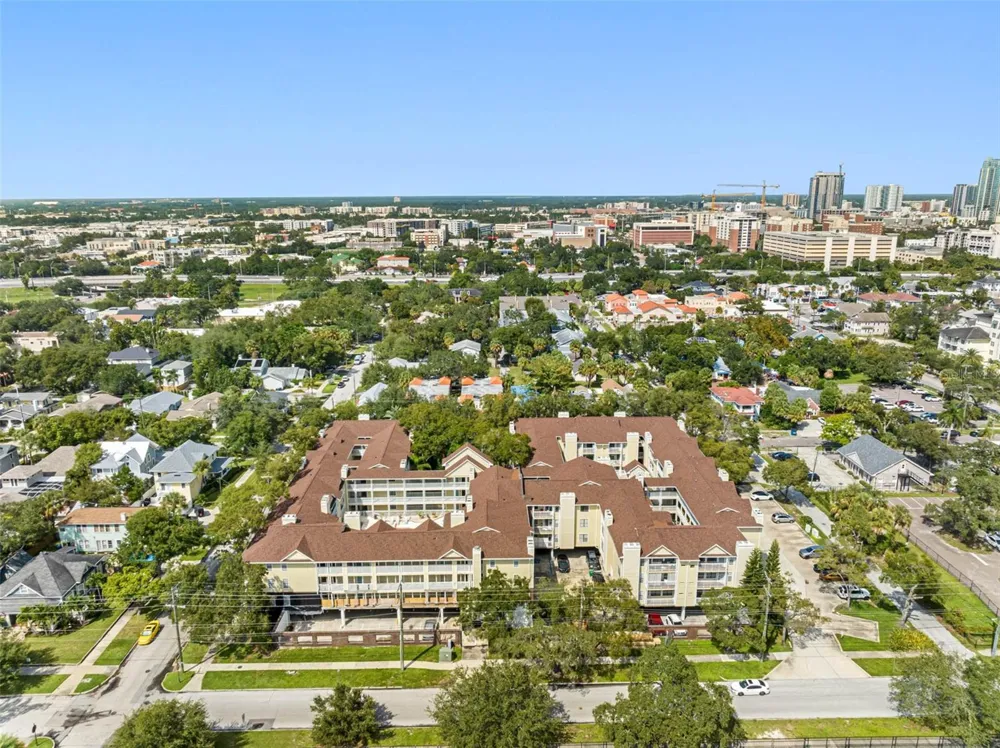 1000 W HORATIO STREET #114 Tampa, FL 33606