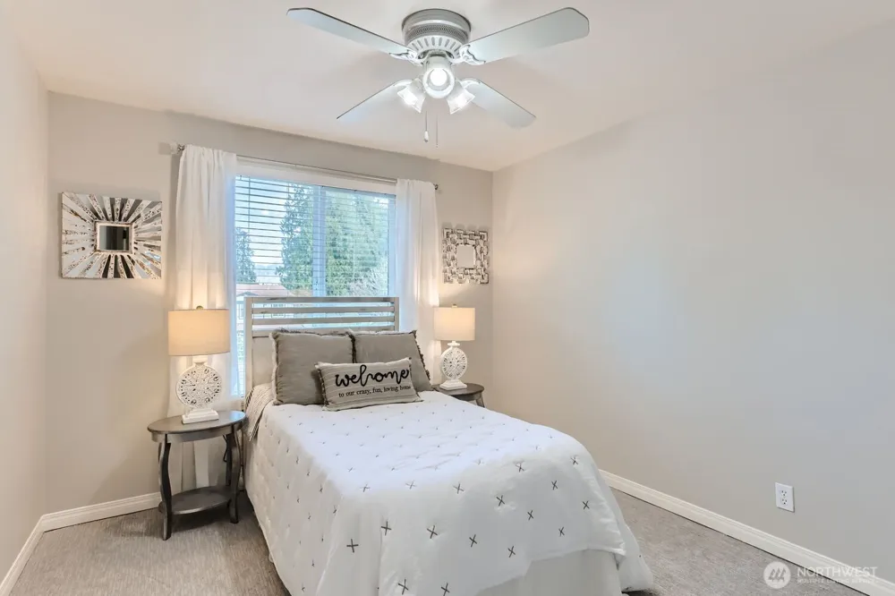 18927 SE 42nd Place Issaquah, WA 98027