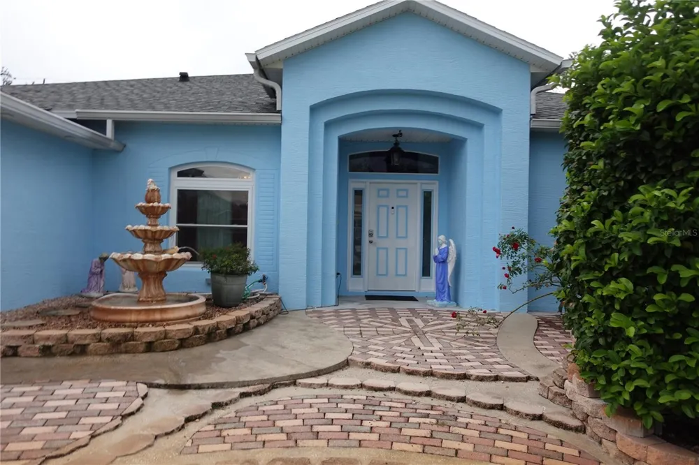 85 LANCELOT DRIVE Palm Coast, FL 32137
