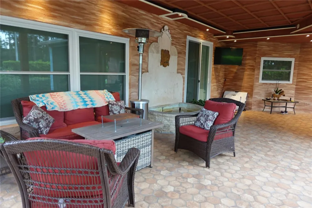 85 LANCELOT DRIVE Palm Coast, FL 32137