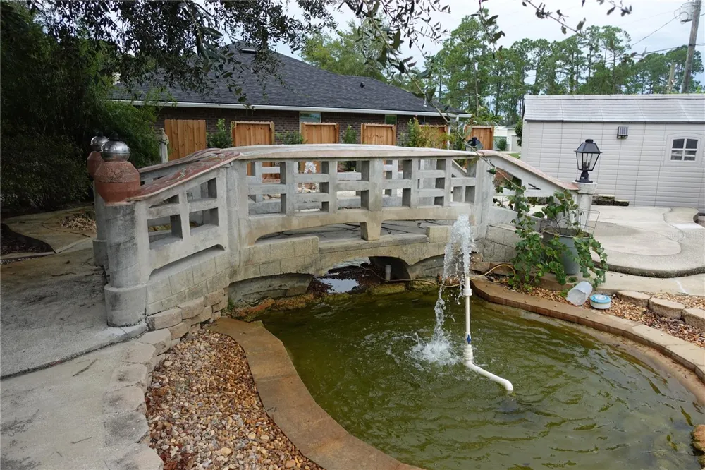 85 LANCELOT DRIVE Palm Coast, FL 32137