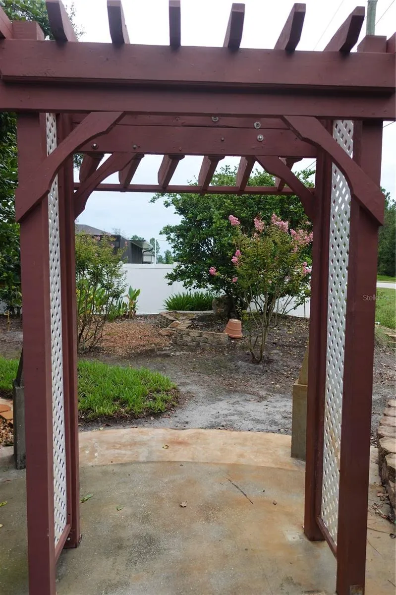 85 LANCELOT DRIVE Palm Coast, FL 32137