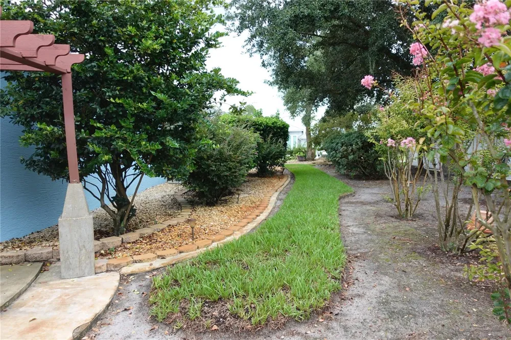 85 LANCELOT DRIVE Palm Coast, FL 32137