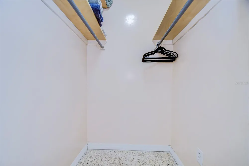 4944 5TH AVENUE #B St Petersburg, FL 33710